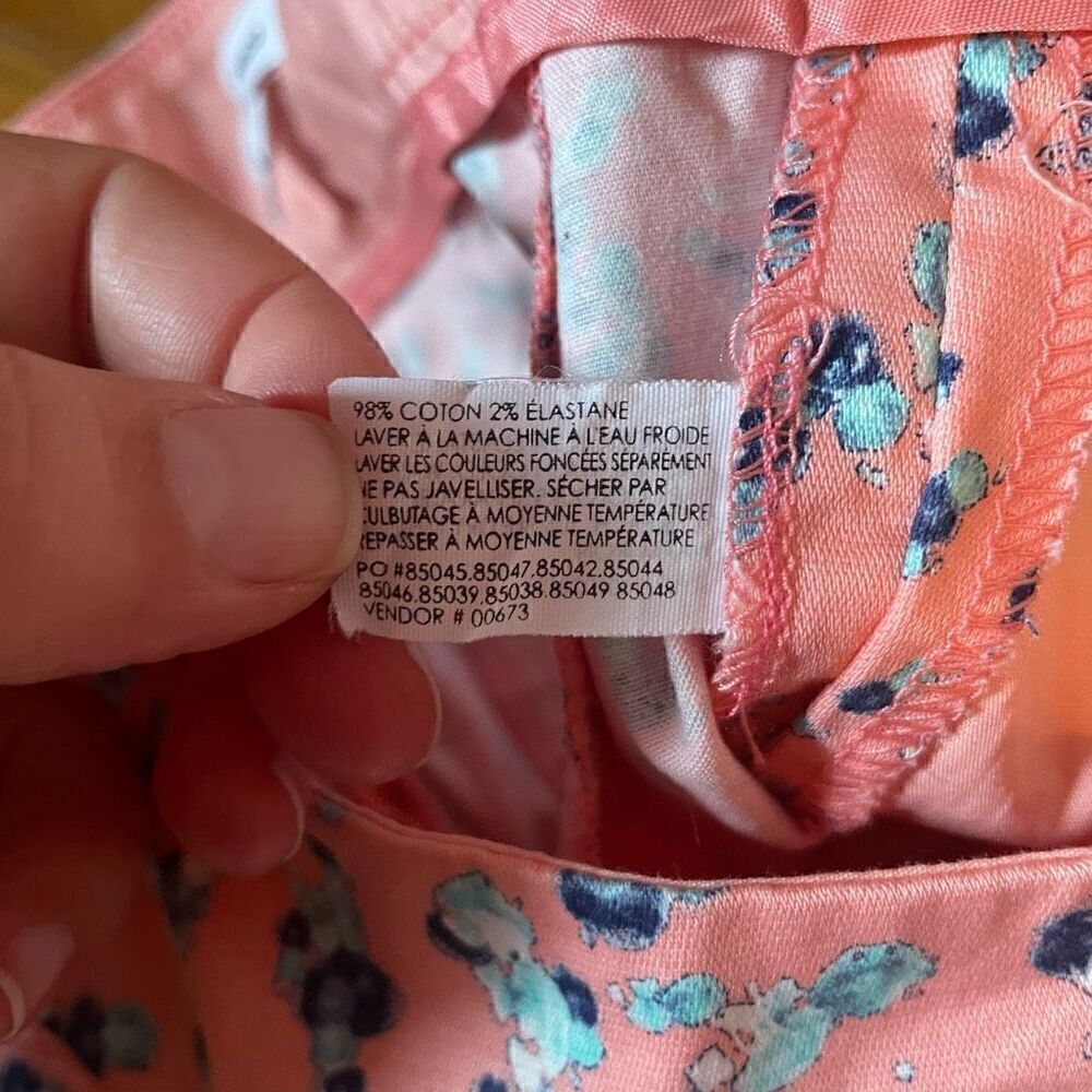CLUB MONACO | pink pattern summer shorts 0 - Picture 7 of 7